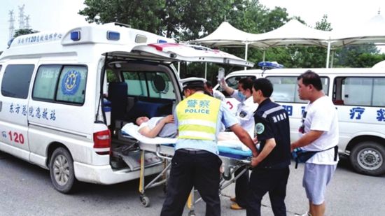 廣州救護車的容量配置，成社會關(guān)注問題01